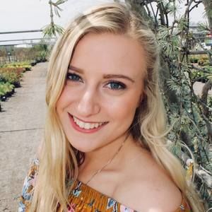 Meet your Posher, Andrea joy